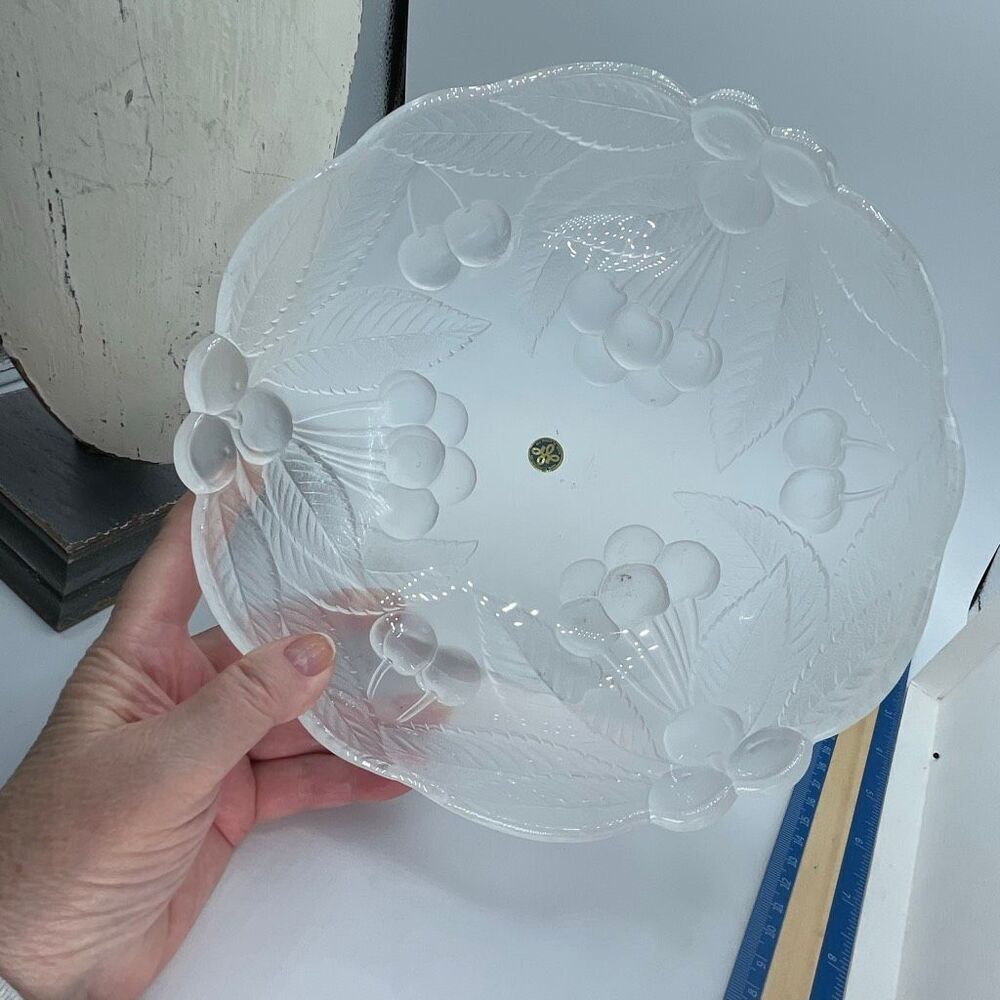 Vintage Mikasa “Bountiful” pattern serving bowl. Frosted cherries leaf pattern.